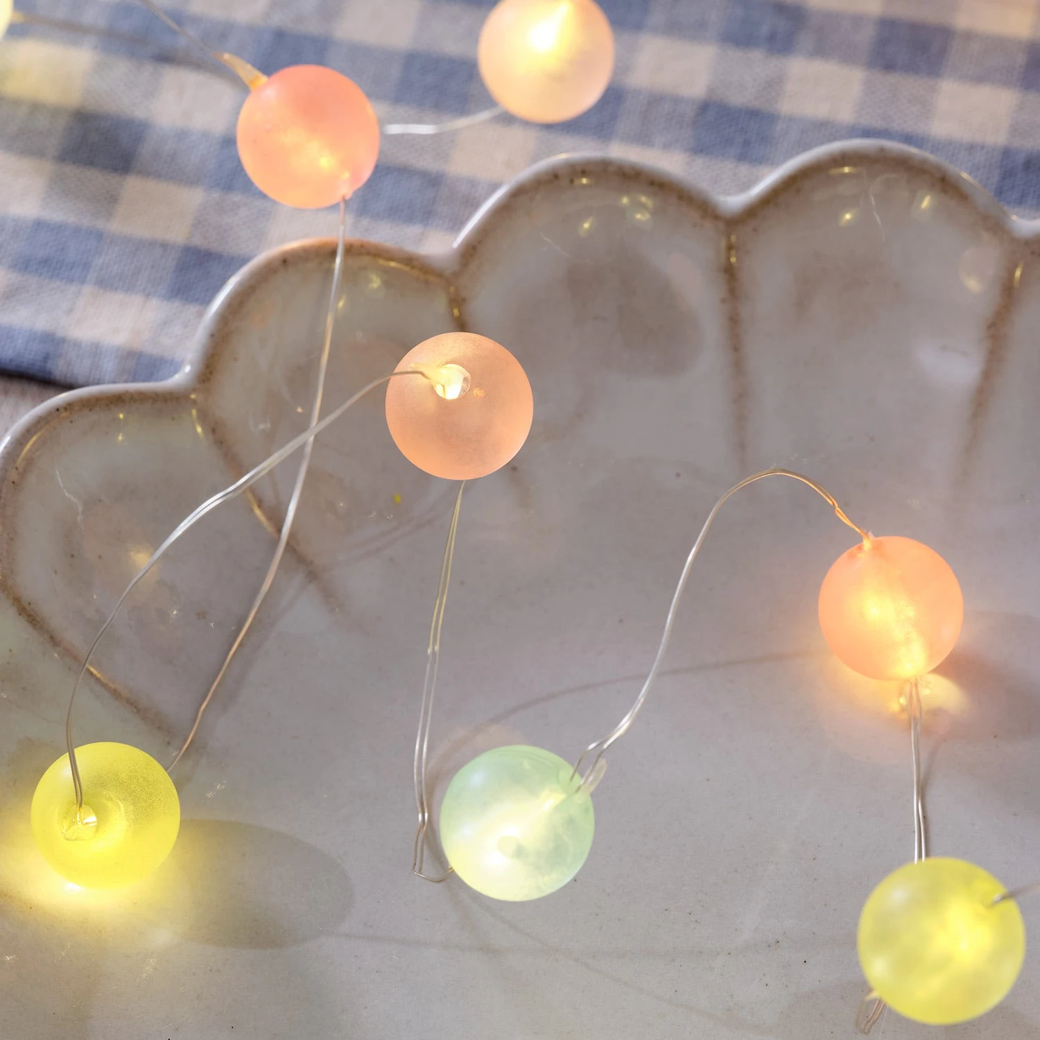 Guirlande Lumineuse Micro LED à 20 Boules Pastel 2 Guirlande Lumineuse Micro LED à 20 Boules Pastel – Image 2