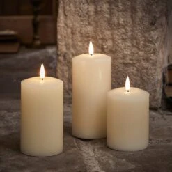 Lot De 3 Bougies Piliers Flamme Réaliste à LED TruGlow® -Éclairage Domestique CA18013 2 lot de 3 bougies piliers flamme realiste a led true glow