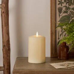 Petite Bougie Cierge à LED TruGlow® De 15cm 15 Petite Bougie Cierge à LED TruGlow® De 15cm -Éclairage Domestique CA19020 petite bougie cierge led de 15 cm