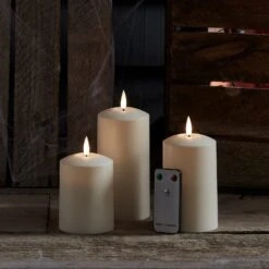 3 Bougies D'Extérieur à LED TruGlow® Avec Télécommande 21 3 Bougies D'Extérieur à LED TruGlow® Avec Télécommande -Éclairage Domestique CA20004 3 bougies dexterieur a led truglow avec telecommande 2ebf980c de28 459a 98ea b370747b14be
