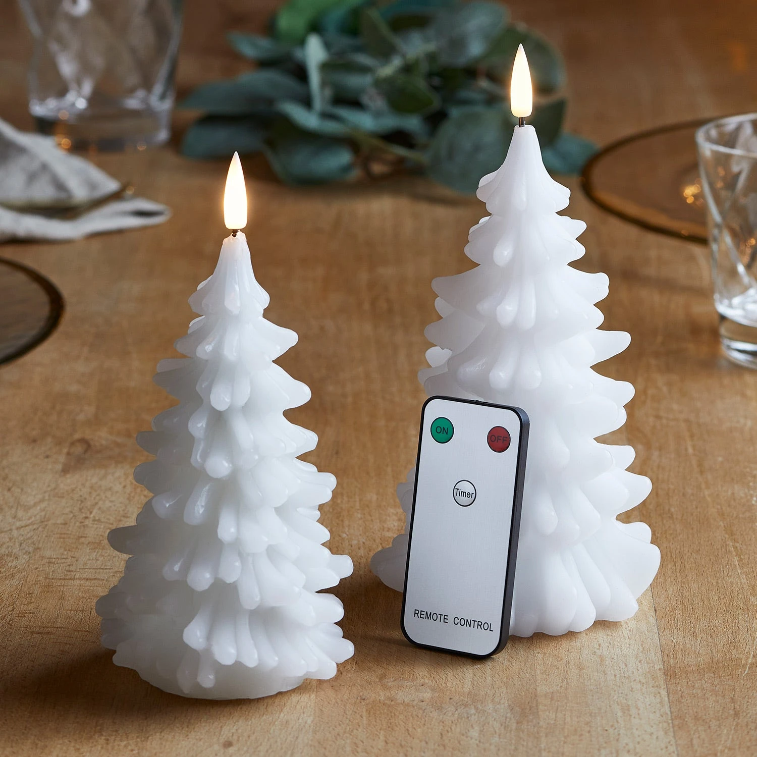 Duo De Bougies TruGlow® En Forme D'Arbre De Noël 2 Duo De Bougies TruGlow® En Forme D'Arbre De Noël – Image 2