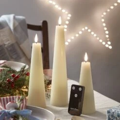 3 Bougies Piliers Ivoires TruGlow® En Forme De Cône Avec Télécommande