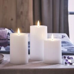 3 Bougies Piliers TruGlow® Blanches à LED Avec Télécommande 10 3 Bougies Piliers TruGlow® Blanches à LED Avec Télécommande -Éclairage Domestique CA22019RC 3 bougies piliers truglow blanches a led avec telecommande