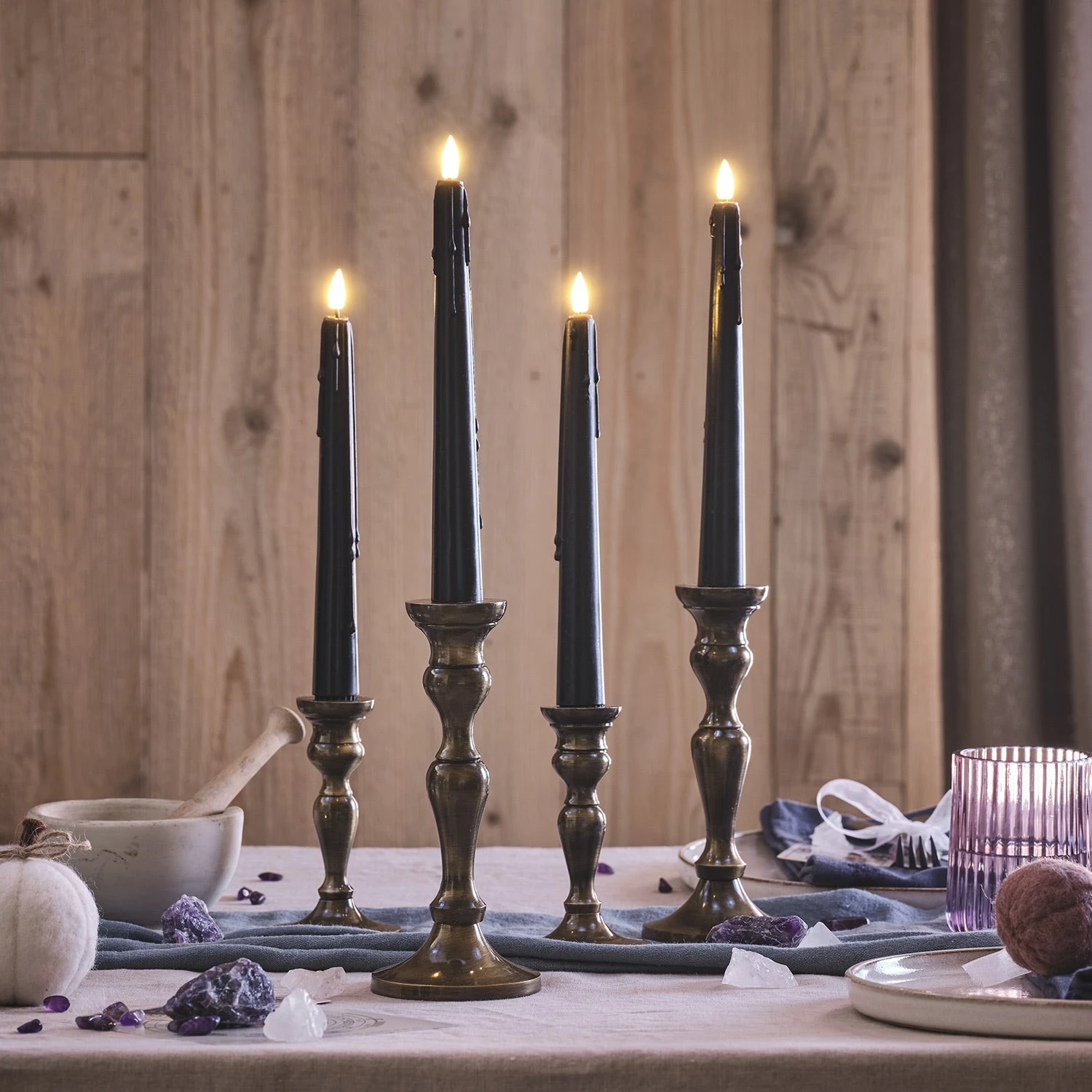 4 Chandelles TruGlow® Noires à Cire Coulante Avec Télécommande 2 4 Chandelles TruGlow® Noires à Cire Coulante Avec Télécommande – Image 2