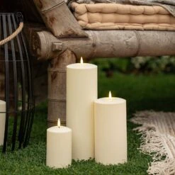 Lot De 3 Grandes Bougies Solaires TruGlow® 7 Lot De 3 Grandes Bougies Solaires TruGlow® -Éclairage Domestique CA24021 SL Lot de 3 Grandes Bougies Solaires TruGlow 4