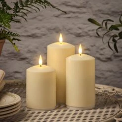 3 Bougies Rechargeables TruGlow® Avec Télécommande -Éclairage Domestique CA25009 3 bougies rechargeables truglow avec telecommande 3