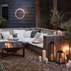 Lot De 3 Grandes Bougies D'Extérieur à LED TruGlow® -Éclairage Domestique D CA2100345 lot de 3 bougies d exterieur a LED Truglow en decor de salon de jardin