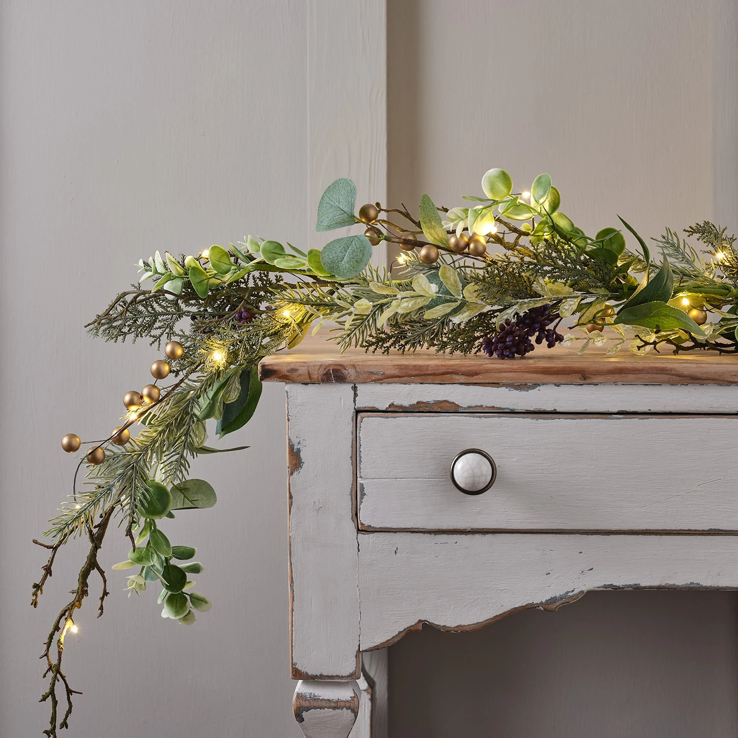 Guirlande De Noël De 1,5 M à Baies Dorées Et Micro LED 1 Guirlande De Noël De 1,5 M à Baies Dorées Et Micro LED