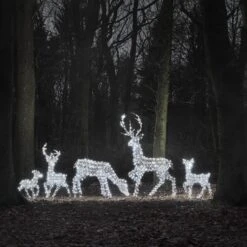 Grande Famille De Rennes Lumineux En Rotin Studley à LED Bicolore