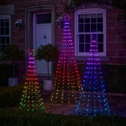 Lot De 3 Sapins De Noël Cônes Lumineux D’Extérieur Avec Fonction Changement De Couleur 35 Lot De 3 Sapins De Noël Cônes Lumineux D’Extérieur Avec Fonction Changement De Couleur -Éclairage Domestique EU L4F2402038 lot de 3 sapins de noel cones lumineux d exterieur avec fonction changement de couleur 14