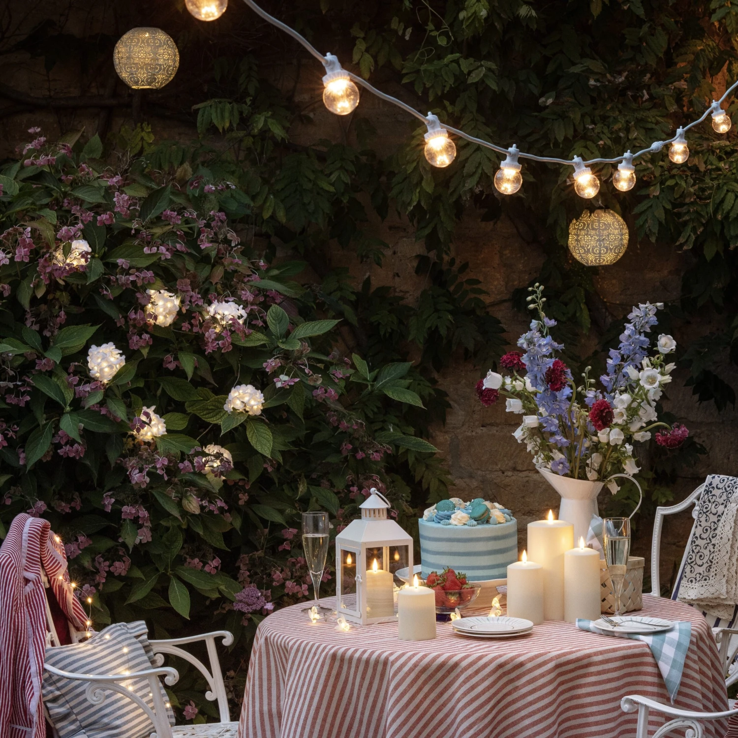 Lot D'éclairage Pour Terrasses Et Patios Extérieurs 1 Lot D'éclairage Pour Terrasses Et Patios Extérieurs