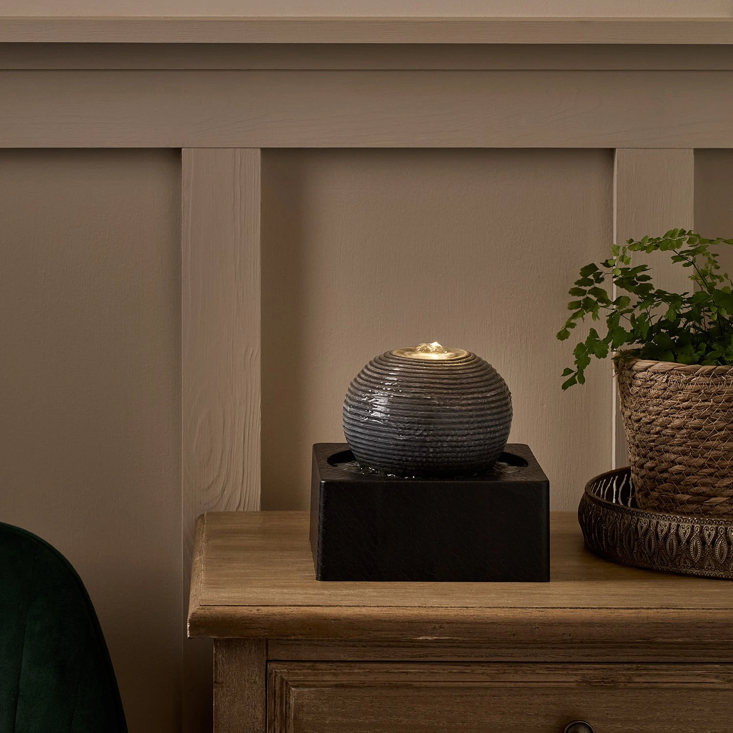 Fontaine Lumineuse D'Intérieur "Soller", Façon Boule 4 Fontaine Lumineuse D'Intérieur "Soller", Façon Boule – Image 4