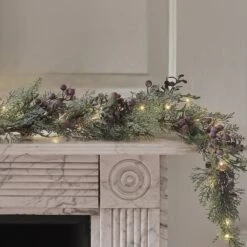 Guirlande Pré-illuminée Aux Baies Pourpres