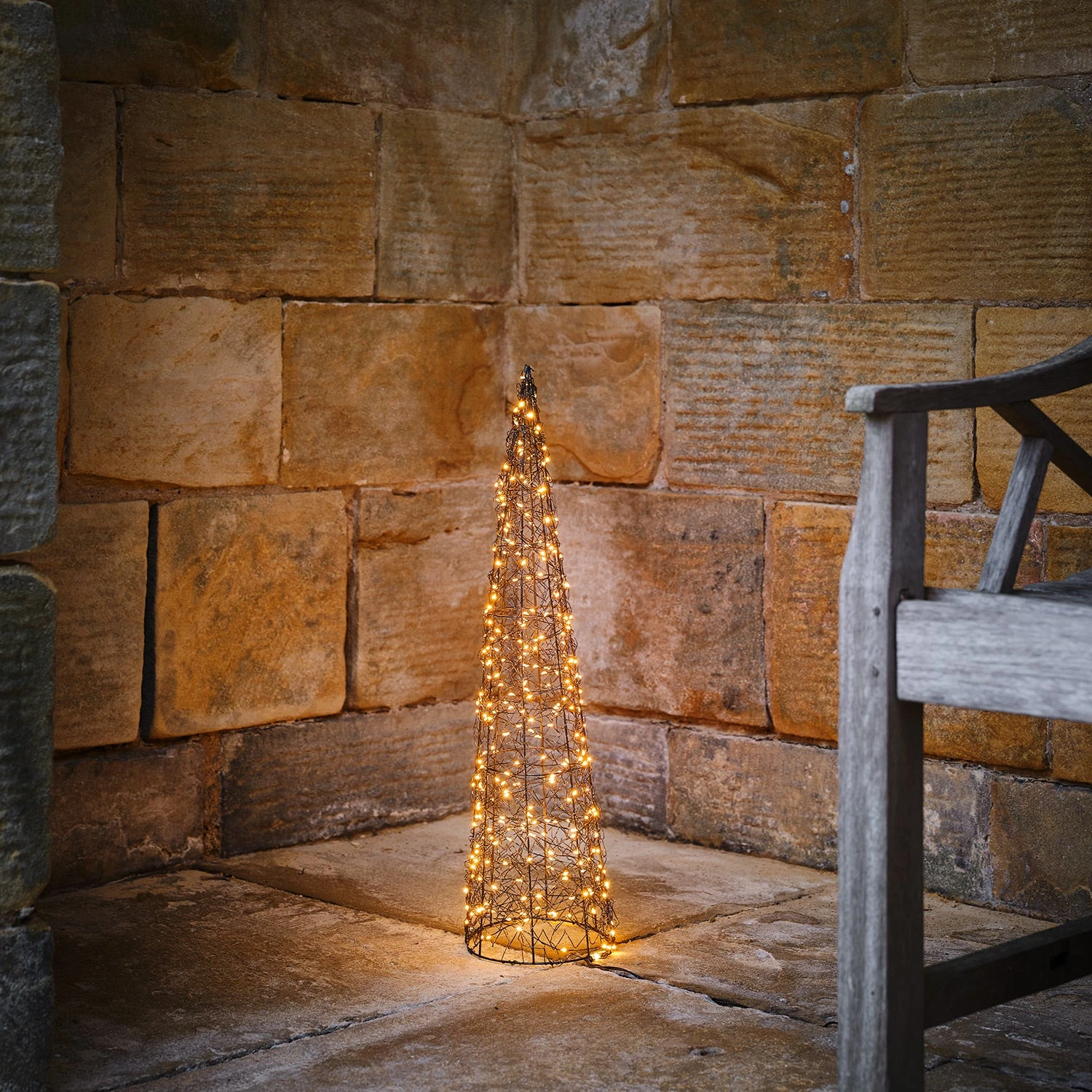 Cône Lumineux De 60 Cm En Fil Métallique 2 Cône Lumineux De 60 Cm En Fil Métallique – Image 2