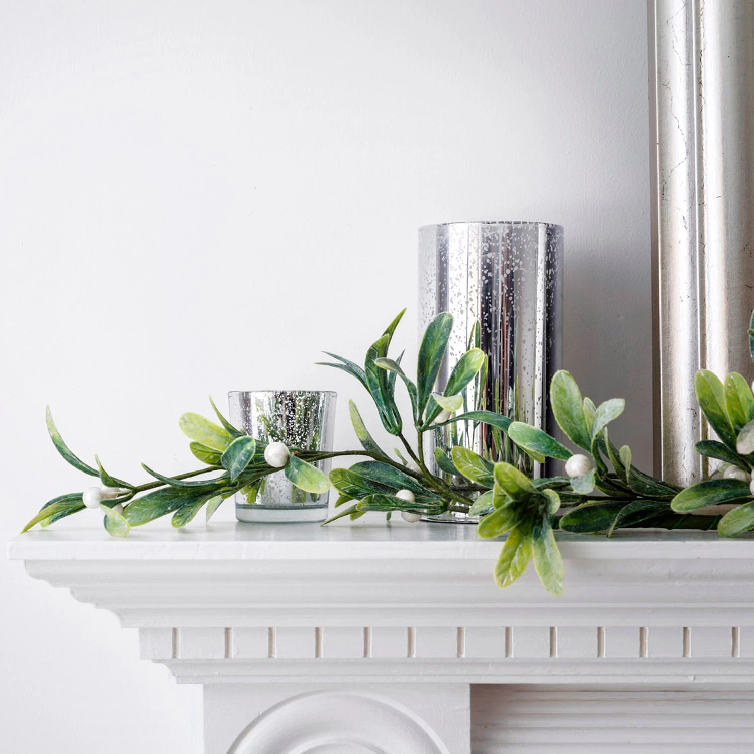 Guirlande De Gui Effet Givré Pré-illuminée 2 Guirlande De Gui Effet Givré Pré-illuminée – Image 2