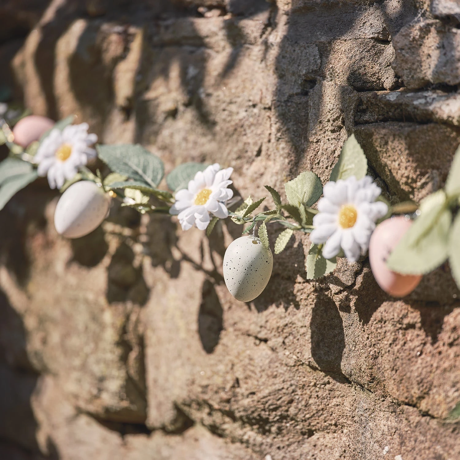 Guirlande Lumineuse Printanière De 1,5 M Avec Œufs De Pâques Et Pâquerettes 5 Guirlande Lumineuse Printanière De 1,5 M Avec Œufs De Pâques Et Pâquerettes – Image 5