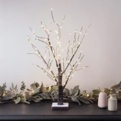 Arbre Lumineux Saupoudré De Neige Avec 108 Micro LED Blanc Chaud -Éclairage Domestique LL17033 Arbre Lumineux Miniature de Noel Close P1