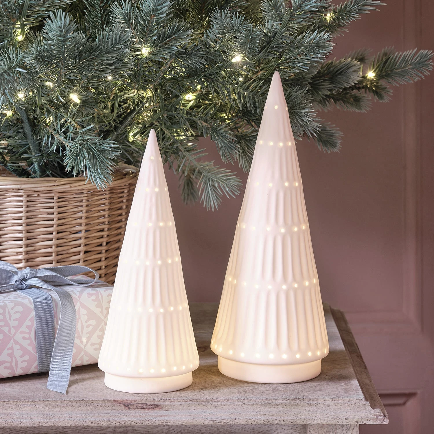 Lot De 2 Sapins Lumineux En Céramique à LED Blanc Chaud 1 Lot De 2 Sapins Lumineux En Céramique à LED Blanc Chaud