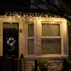 Guirlande Stalactite Core Connect 2m 64 LED Blanc Chaud Câble Transparent Raccordable 10 Guirlande Stalactite Core Connect 2m 64 LED Blanc Chaud Câble Transparent Raccordable -Éclairage Domestique ML64YWC Warm White Icicle Light christmas house P7