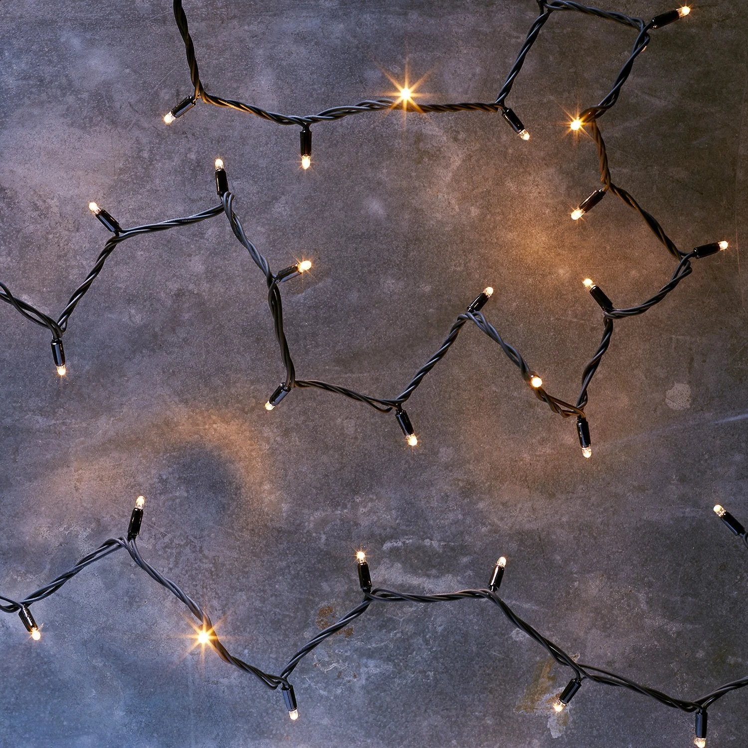 Guirlande Lumineuse Pro Connect 40m 400 LED Blanc Chaud Classique Câble Noir Raccordable 5 Guirlande Lumineuse Pro Connect 40m 400 LED Blanc Chaud Classique Câble Noir Raccordable – Image 5