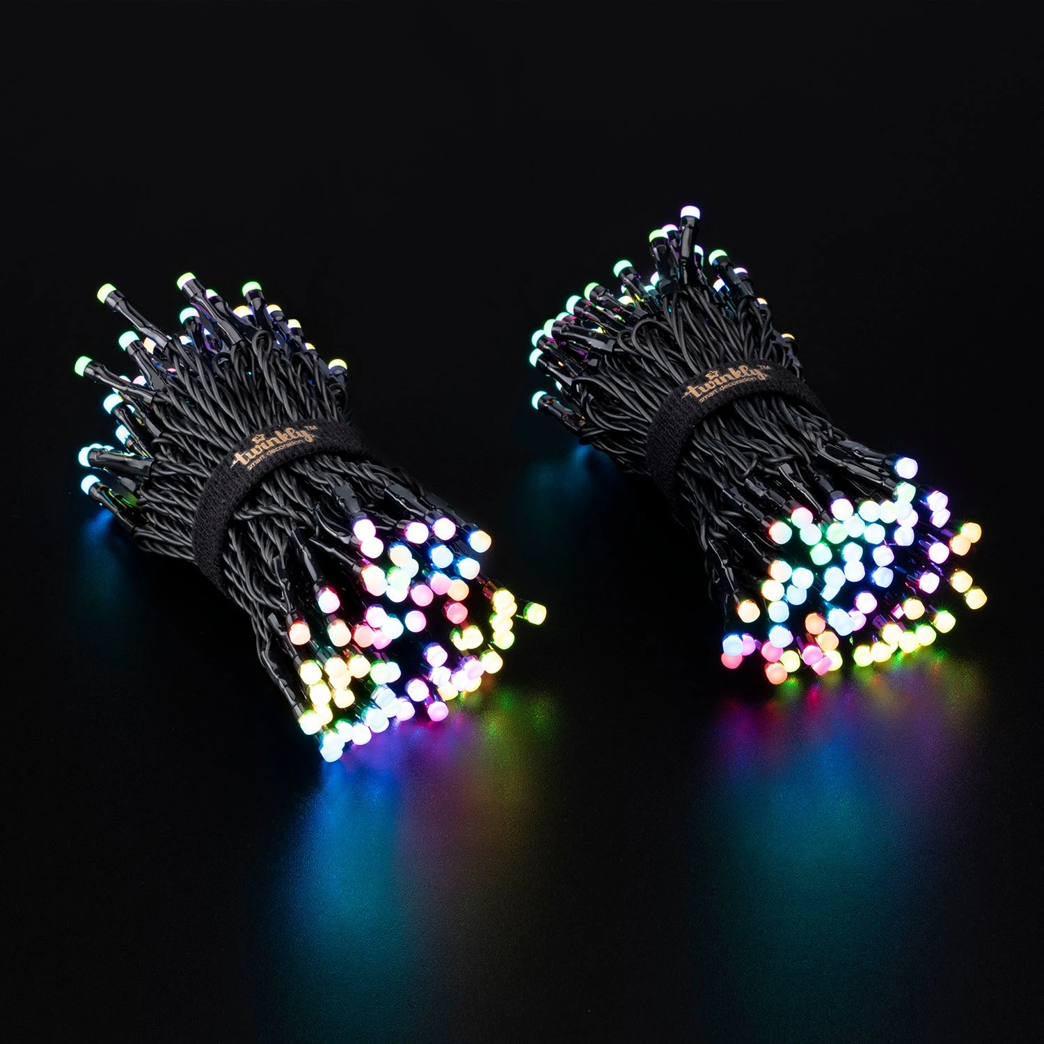 Guirlande Lumineuse Connectée Twinkly De 20m Avec 250 LED Multicolores 6 Guirlande Lumineuse Connectée Twinkly De 20m Avec 250 LED Multicolores – Image 6