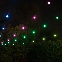 Extension Pour Guirlande Guinguette Connectée Avec 20 Ampoules De 10m 15 Extension Pour Guirlande Guinguette Connectée Avec 20 Ampoules De 10m -Éclairage Domestique TW20011 guirlande guinguette connectee RGB twinkly rose et vert