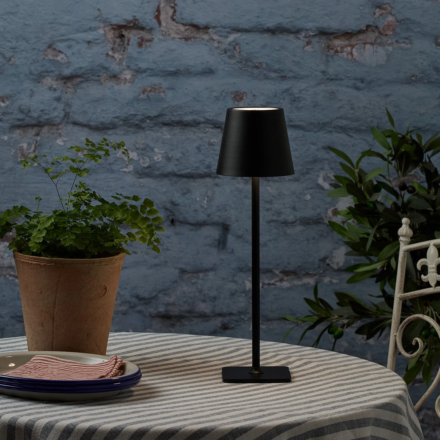 Lampe De Table Rechargeable Par USB 7 Lampe De Table Rechargeable Par USB – Image 7