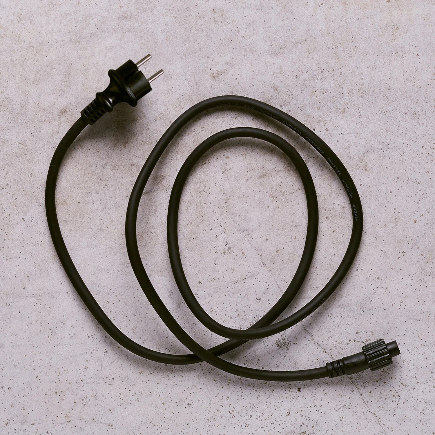 Guirlande Guinguette Ingenious Connect 10 Ampoules Ecureuil 6 Guirlande Guinguette Ingenious Connect 10 Ampoules Ecureuil – Image 6