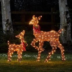 Famille De Rennes De Noël Lumineux Harewood En Fils De Coton Marrons Pailletés 7 Famille De Rennes De Noël Lumineux Harewood En Fils De Coton Marrons Pailletés -Éclairage Domestique XX2107EU duo de rennes de noel lumineux harewood biche et faon en fils de coton marrons pailletes 5 5702d344 5949 403d 8c50 eed03b6b6422