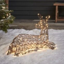 Biche De Noël Lumineux Studley En Rotin, Couchée, 24v