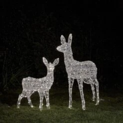 Duo Biche Et Faon Lumineux à Piles Et à LED Bicolore Swinsty -Éclairage Domestique XX2308BO rennes en acrylique biche et faon lumineux a piles swinsty a led bicolore 3