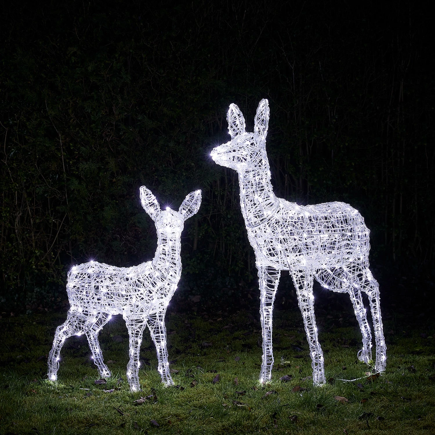 Biche Et Faon Lumineux En Acrylique Swinsty à LED Bicolore 4 Biche Et Faon Lumineux En Acrylique Swinsty à LED Bicolore – Image 4