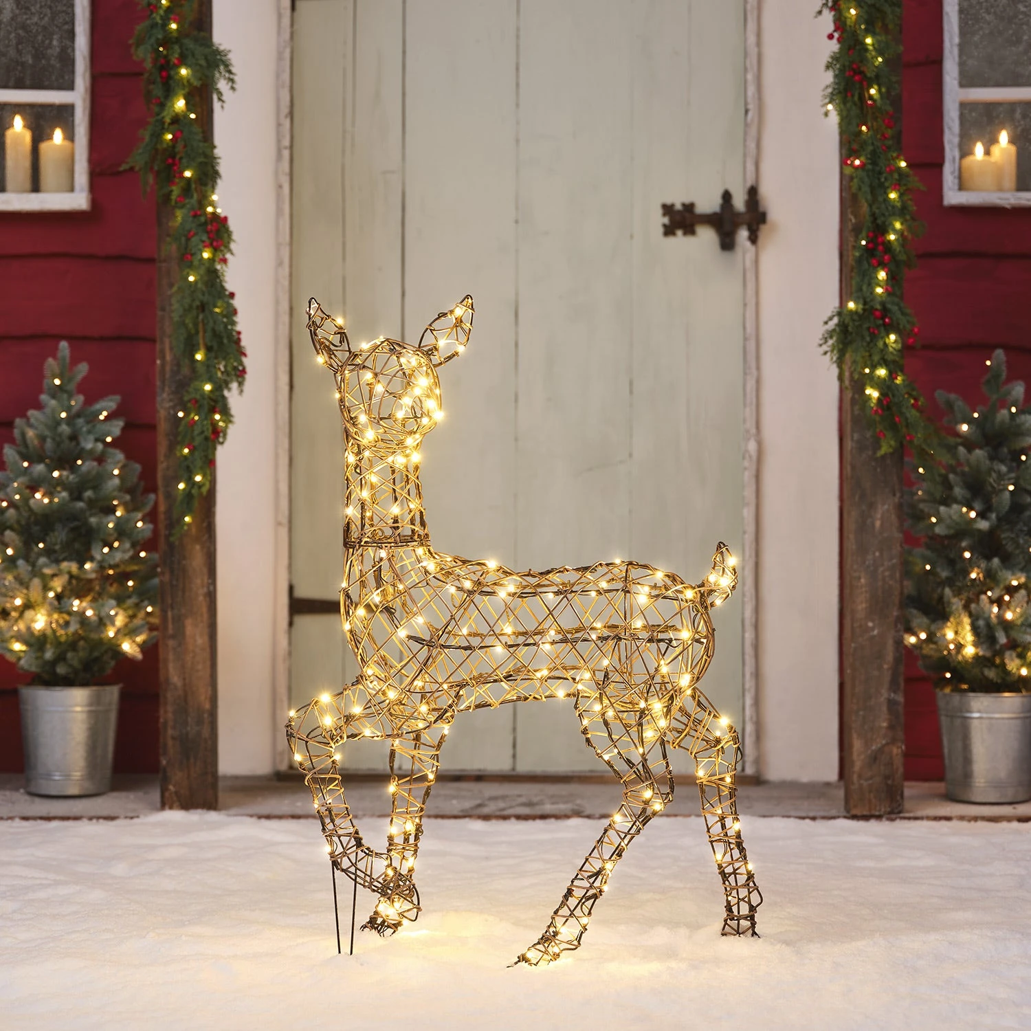 Biche Solaire De Noël à LED Bicolore Studley En Rotin 88 Cm 6 Biche Solaire De Noël à LED Bicolore Studley En Rotin 88 Cm – Image 6